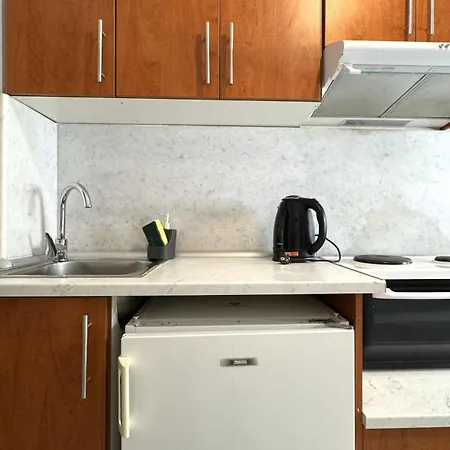 Ξενοδοχείο με διαμερίσματα Posidon Λουτρά Αιδηψού